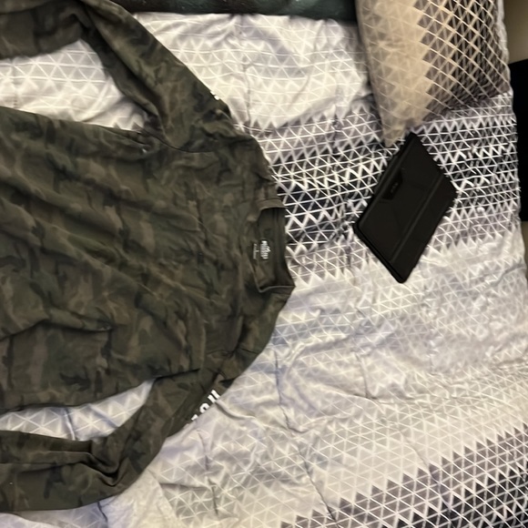 Long sleeve - Picture 2 of 3